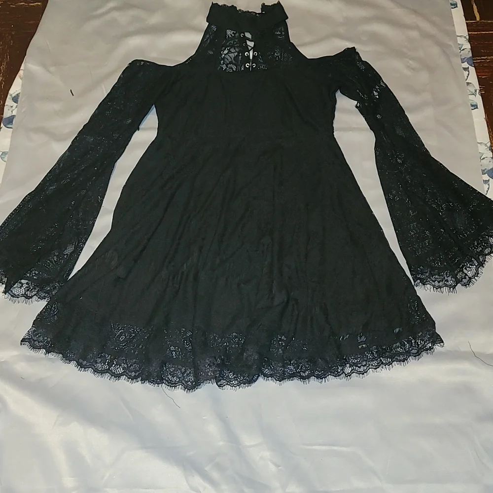 Killstar Bella Morte My Maiden Lace Dress L NWOT - Picture 3 of 3